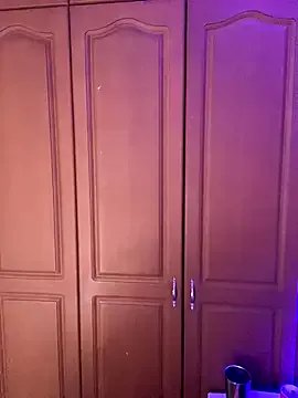 Freechat VeronicaSaenzx on StripChat