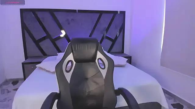 VictoriaMonroee_ from StripChat