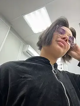 VioletAsh — Freechat on StripChat