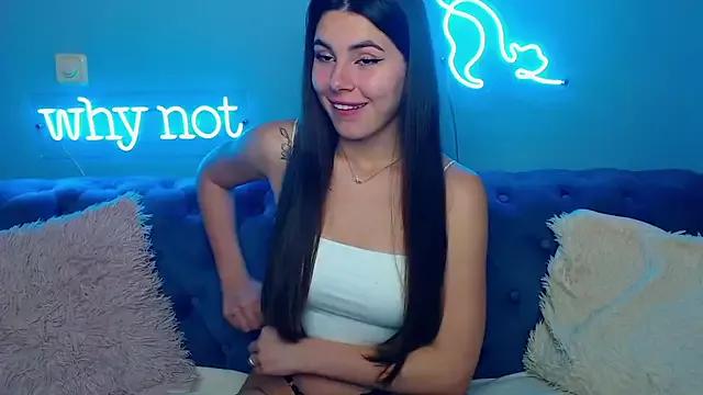 Slutty ViollinaLove wants you to fuck her body now ViollinaLove from StripChat