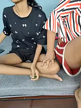 Virgin_Girlss