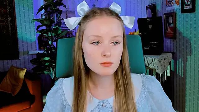 VivienLeeigh on StripChat