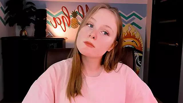 VivienLeeigh on StripChat 