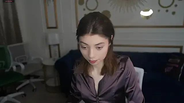 sc Wanessa_kissa is f Wanessa_kissa — handbra