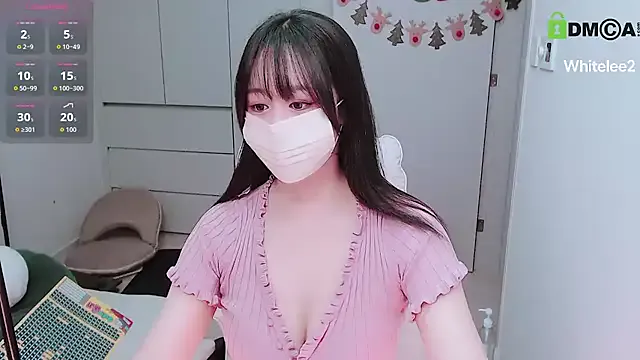 whitelee2 on StripChat