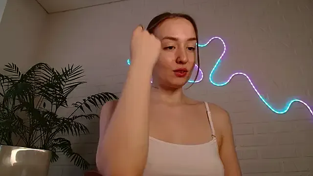 WhitePrincessLuna — Freechat on StripChat