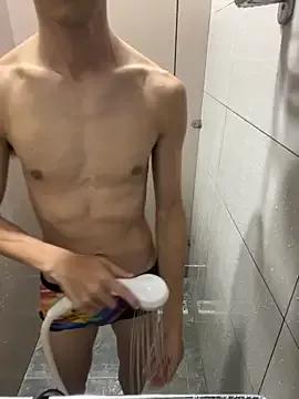 winds1069 on StripChat