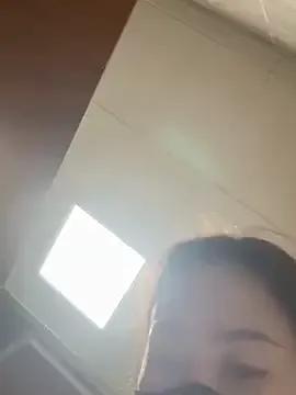 Freechat xiaoliansweet on StripChat