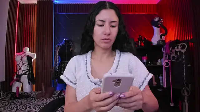 Freechat XiaQueen on StripChat