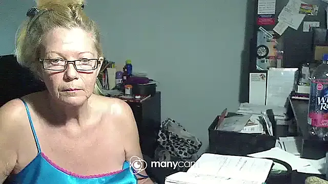 XTRAHORNYONE
