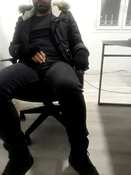 Yaman_33 on StripChat