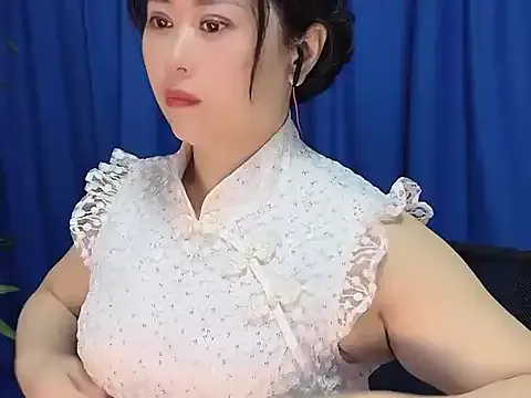 yaoyao22678 on StripChat