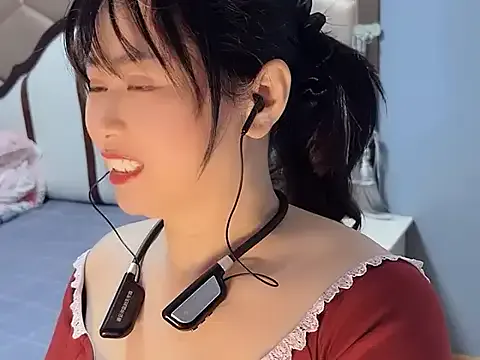 yaoyao22678 on StripChat