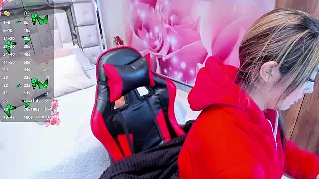 Freechat Yelena_mutiz on StripChat