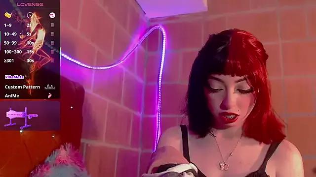 Yennastone on StripChat