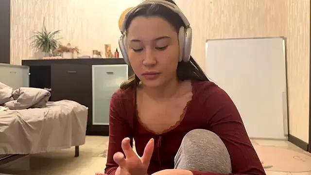 Freechat YourCoreanmiracle on StripChat