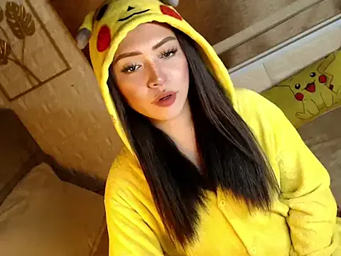 Freechat yourdevilsweettsx on StripChat