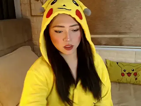 Freechat yourdevilsweettsx on StripChat