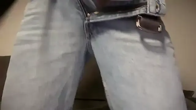 yournextguy on StripChat