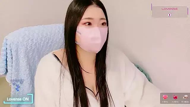 yukinko_o_ from StripChat