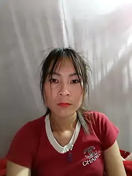 Freechat Yumyum_kiw on StripChat