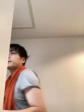 Freechat yuuki8910 on StripChat