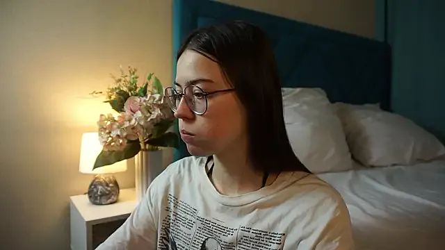 ywixos — take off my skirt