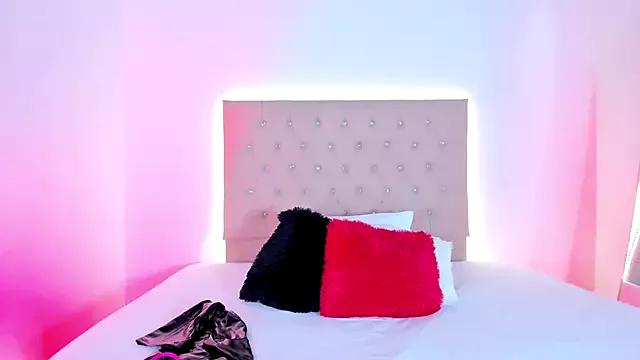 Zafiro__Brown from StripChat