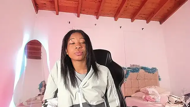 Zaira_Rose_ on StripChat