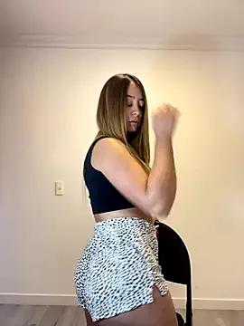 Explore StripChat's Zara_Ross Zara_Ross from StripChat