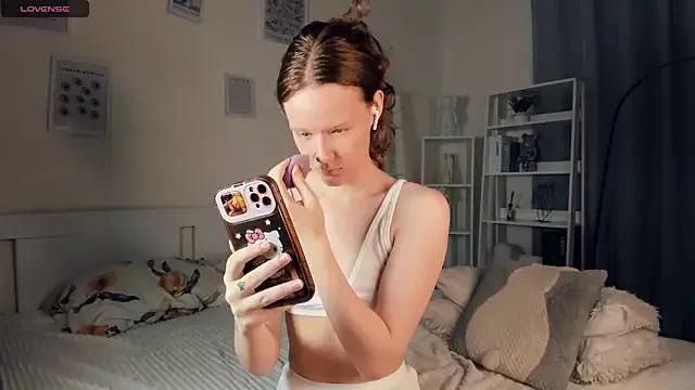 ZaraBluitt on StripChat 