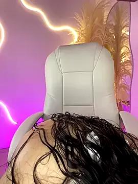 Zoe_Serrat on StripChat