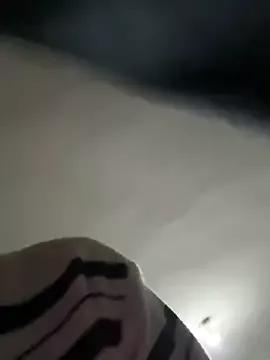 zxb757369 from StripChat